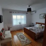 Eniguesthouse * Gjirokastër