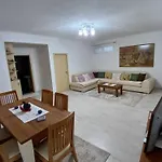 Eniguesthouse