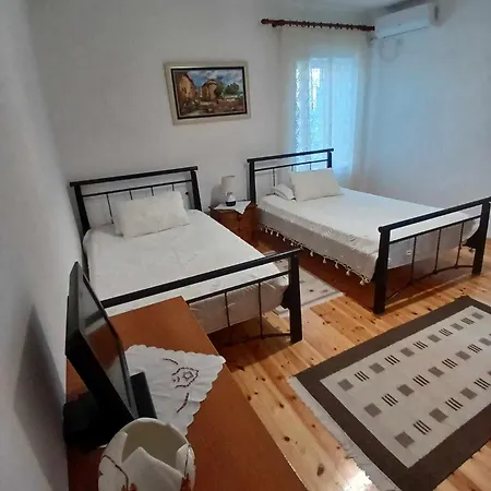 Eniguesthouse *