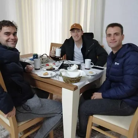 Апартаменты Eniguesthouse *
