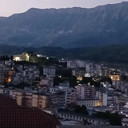 Eniguesthouse Apartament Gjirokastra