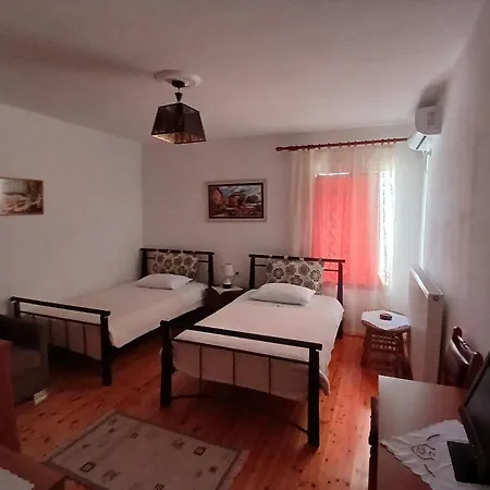 Eniguesthouse * Gjirokaster