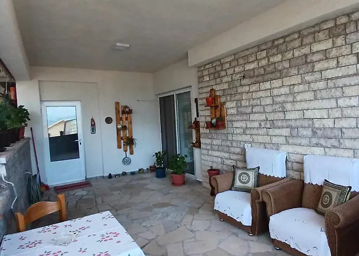公寓 Eniguesthouse Gjirokastër