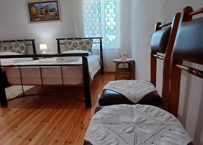 Eniguesthouse 公寓 *